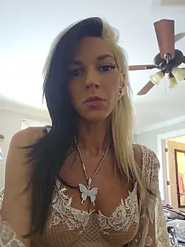 lil jiggly online show from 07-18-26, 06:27