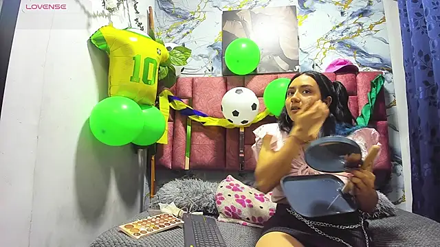 Nezukoks online show from 06-26-26, 03:34