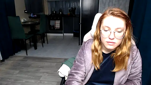 Reginasmilee online show from 11-03-25, 02:39