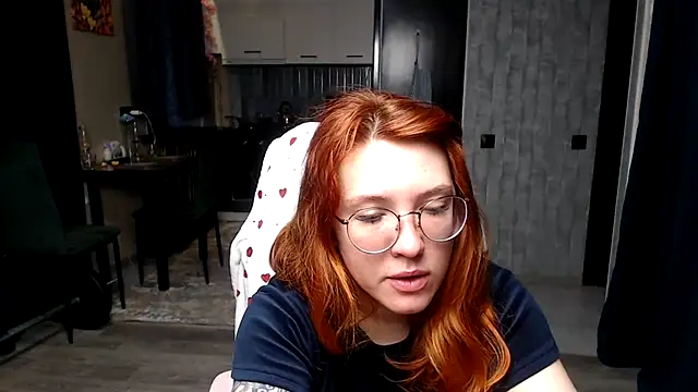 Reginasmilee online show from 03-27-26, 03:48