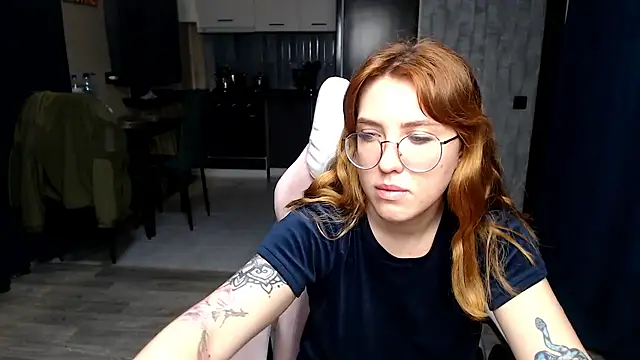 Reginasmilee online show from 11-05-25, 01:20