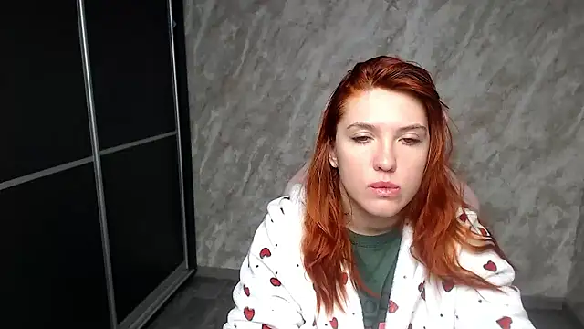 Reginasmilee online show from 01-18-26, 02:15