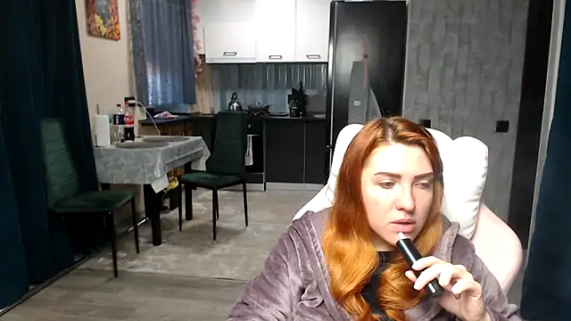 Snapshot of Reginasmilee chatting on 04-25-26, 03:09 Reginasmilee online show from 04-25-26, 03:09