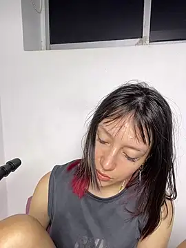 im lizzy17 online show from 07-23-26, 06:22
