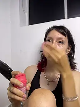 im lizzy17 online show from 06-29-26, 06:09
