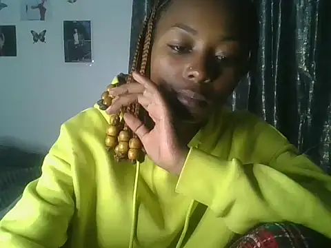 Prettyquueen online show from 06-24-26, 07:01
