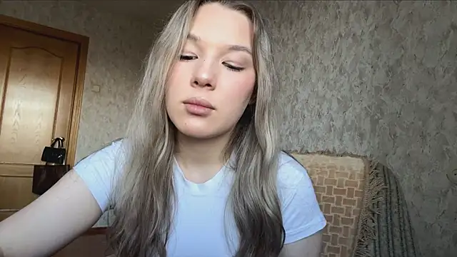 AminaGirl online show from 06-24-26, 02:48