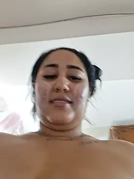 Valentina Tilly online show from 08-08-26, 03:52