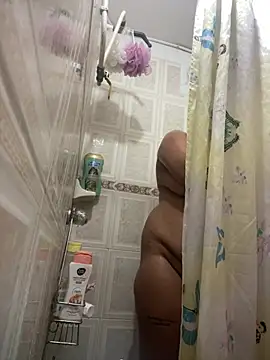 Valentina Tilly online show from 06-27-26, 02:56