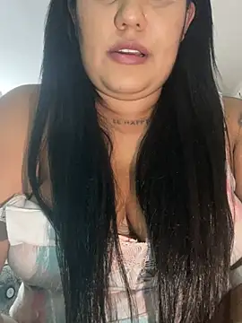 Valentina Tilly online show from 07-05-26, 03:33