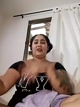 Valentina Tilly online show from 07-16-26, 03:31