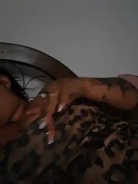 Valentina Tilly online show from 08-06-26, 02:28