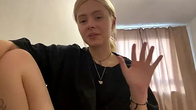 Jeneienal 1 online show from 07-23-26, 03:08