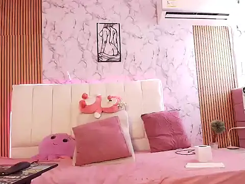 Tiffycupkake online show from 07-01-26, 10:32