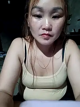 Snapshot of Emma-18h chatting on 06-24-26, 03:10 Emma-18h online show from 06-24-26, 03:10