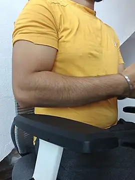Snapshot of 8inch_hunk19 chatting on 07-23-26, 06:00 8inch hunk19 online show from 07-23-26, 06:00