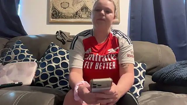 GirlNextDoorAmber online show from 07-01-26, 08:36