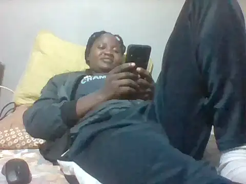 Snapshot of mislover chatting on 08-06-26, 07:58 mislover online show from 08-06-26, 07:58