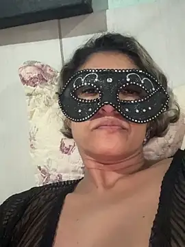 Charlotte hotmilf online show from 06-25-26, 12:30