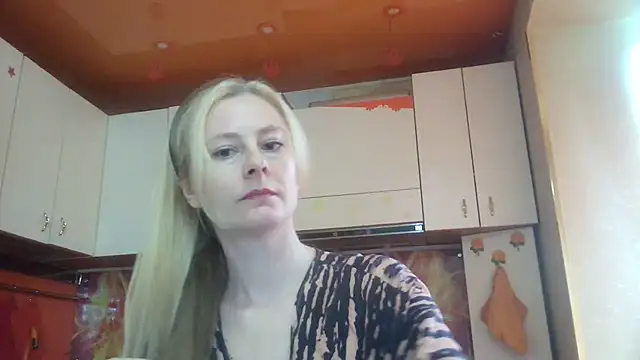 Vexieeka online show from 07-16-26, 08:11