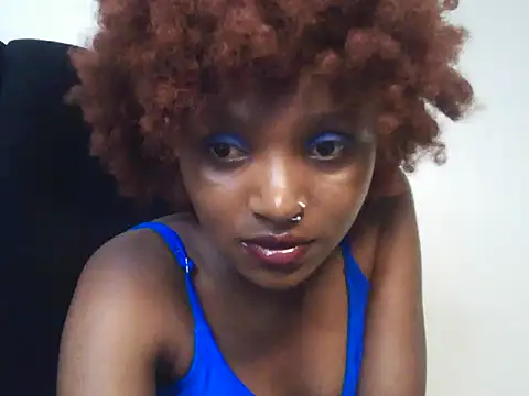 Snapshot of Cherrysexxi chatting on 07-14-26, 02:05 Cherrysexxi online show from 07-14-26, 02:05