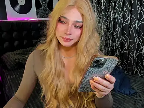 MissCruella online show from 05-29-26, 07:53