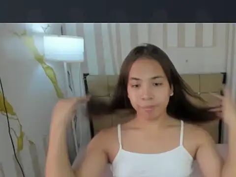EllieTan online show from 06-27-26, 04:29