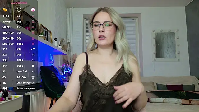 BeautyeyesLovely online show from 03-10-26, 11:20