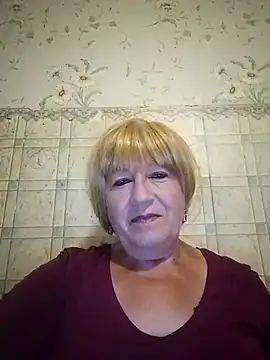 EmmaSwan555 online show from 07-06-26, 10:45