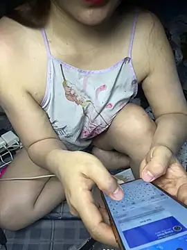 Lynlyna online show from 06-29-26, 05:03