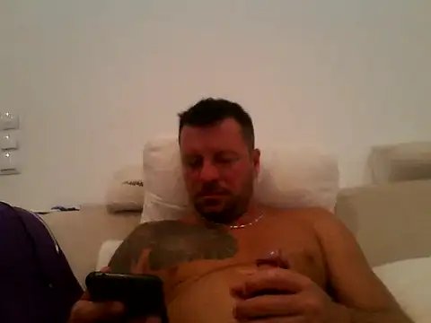 Kisbika1986 online show from 07-29-26, 03:33