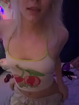 LilyMintyx online show from 06-28-26, 09:43