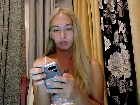 sweet kween95 online show from 06-26-26, 08:14