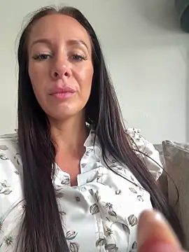 Charming ScarlettX online show from 06-30-26, 01:44