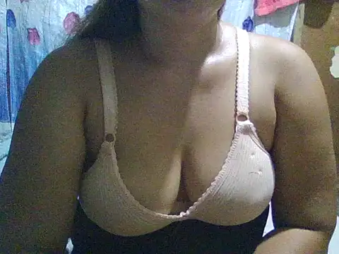 LadyAnn19 online show from 06-30-26, 01:55