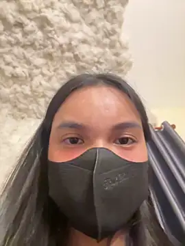   SweetPoison   online show from 06-27-26, 10:21