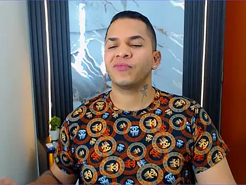 Snapshot of cristhian_gamboa chatting on 07-09-26, 04:46 cristhian gamboa online show from 07-09-26, 04:46