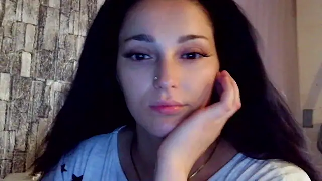 Eda kiss online show from 06-27-26, 05:41