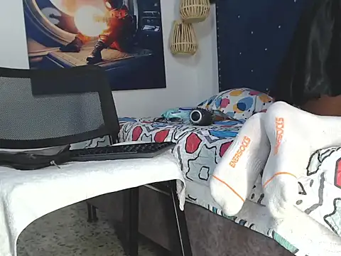 Hotchantal1 online show from 06-29-26, 01:44