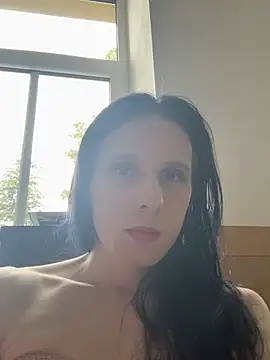Snapshot of valeriebohm chatting on 07-01-26, 05:13 valeriebohm online show from 07-01-26, 05:13