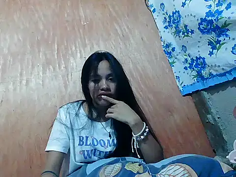 SkinnyGirl PinayBaby online show from 06-27-26, 12:22