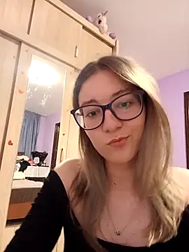 SweetxMoon online show from 06-30-26, 06:52