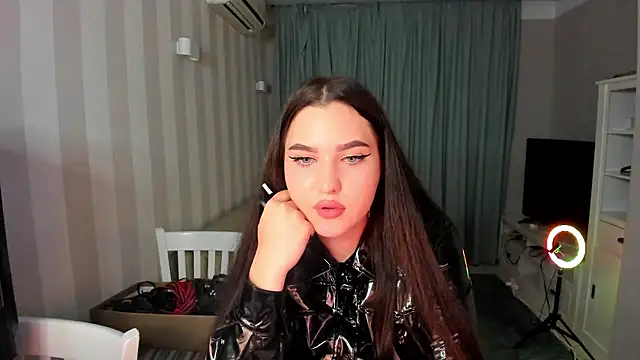 LatexDominatrix online show from 07-01-26, 10:21