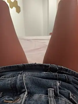 Twovibesita18 online show from 07-18-26, 01:41