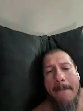 hoozurdaddy81 online show from 06-29-26, 01:23
