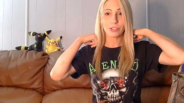 Snapshot of Masqueradeblonde69 chatting on 07-02-26, 03:18 Masqueradeblonde69 online show from 07-02-26, 03:18