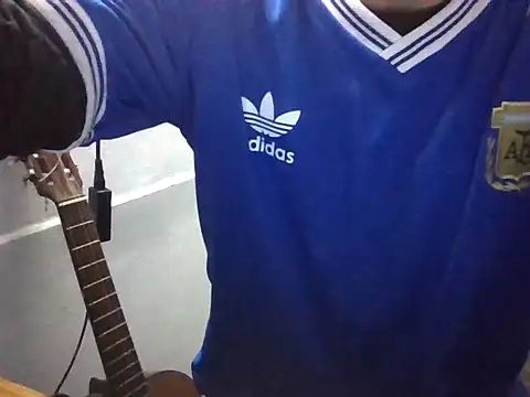 Snapshot of Rosarino35 chatting on 07-20-26, 04:20 Rosarino35 online show from 07-20-26, 04:20