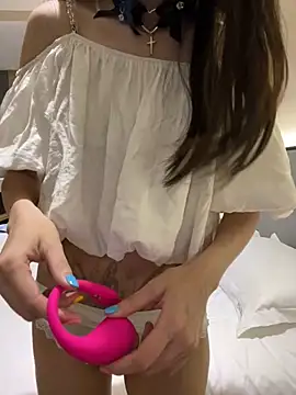 linbaobao520 online show from 07-15-26, 06:09