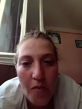 Snapshot of Blondasexy29 chatting on 07-02-26, 12:33 Blondasexy29 online show from 07-02-26, 12:33