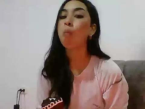 Kaia Bloom online show from 07-03-26, 02:18